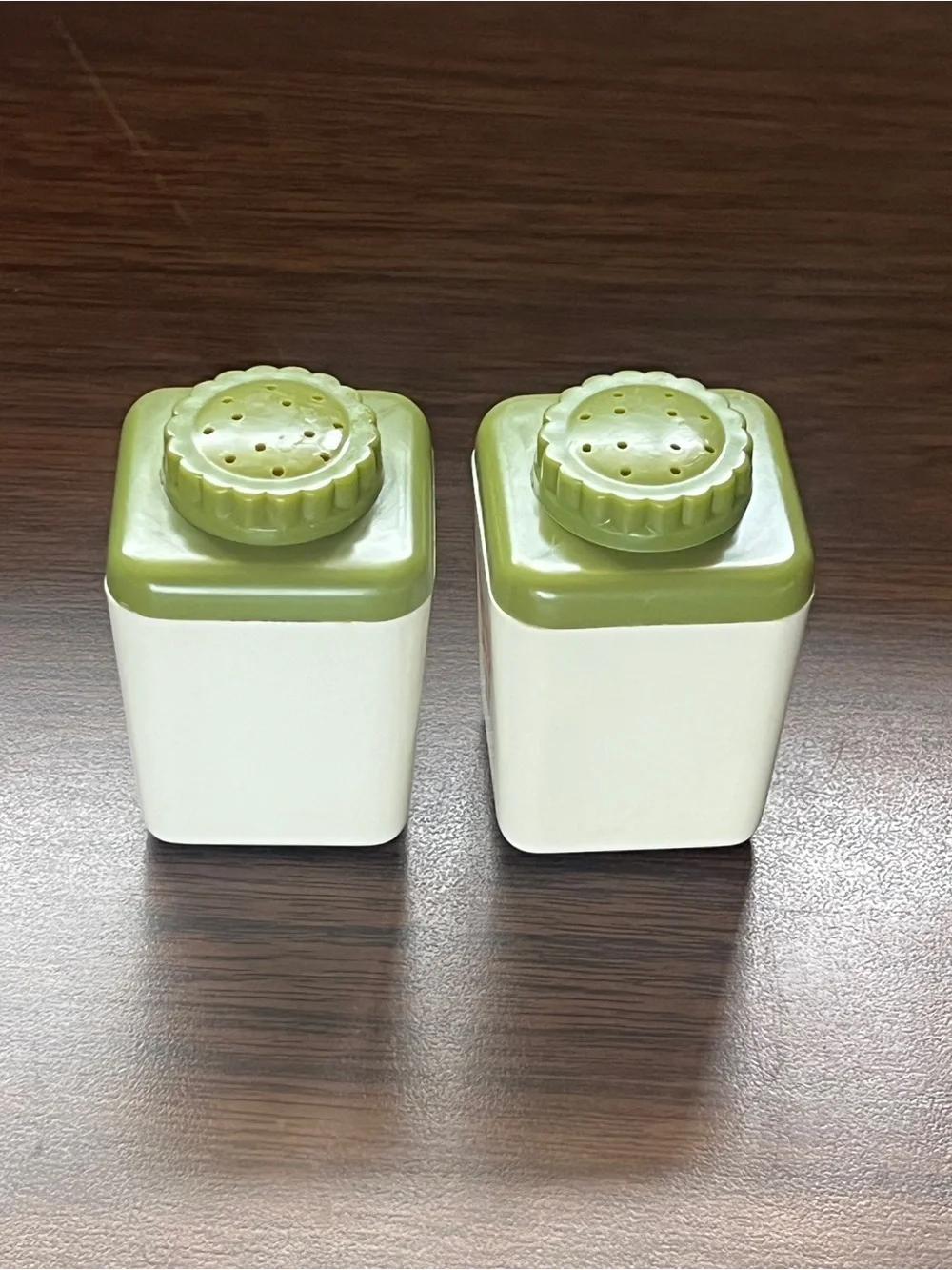 Vintage 70s Plastic Butterfly Green and White Salt and Pepper Shakers
